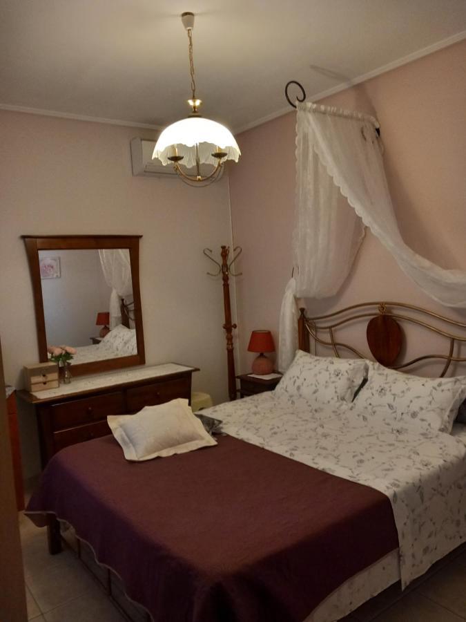 Вилла Poly'S Sea Side House Коропи Экстерьер фото