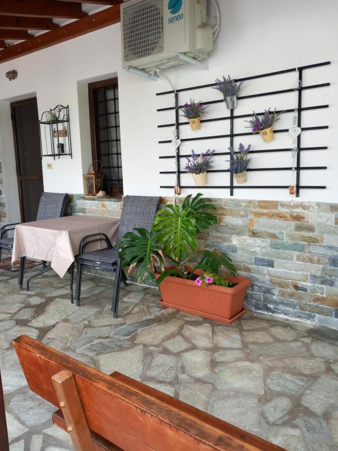 Вилла Poly'S Sea Side House Коропи Экстерьер фото
